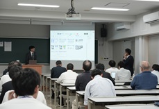 講演会