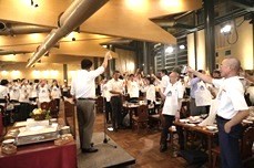 懇親会